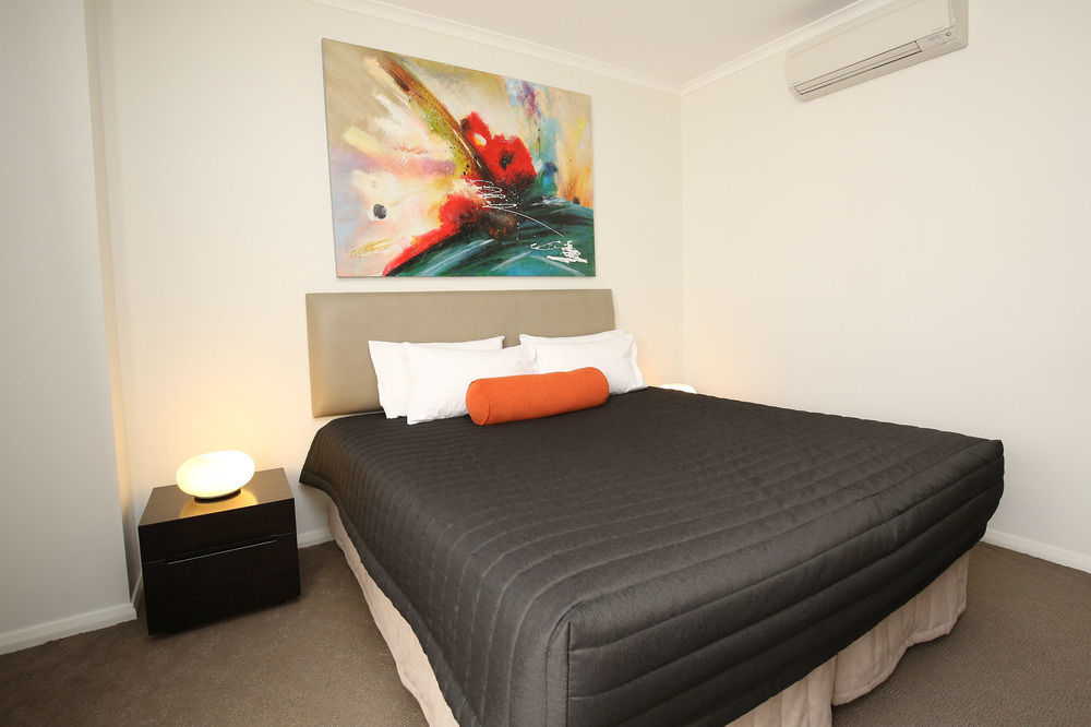 Indulge Apartments - Ontario Mildura Exterior photo